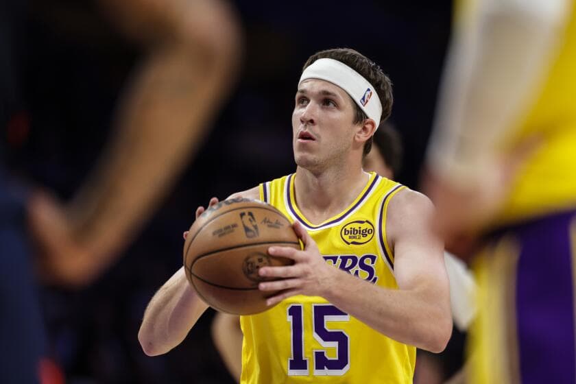 Lakers' Austin Reaves will again be a game-time decision Wednesday