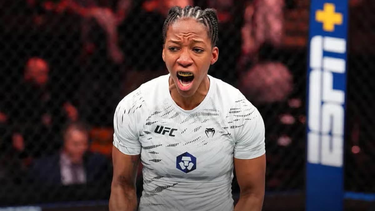 Joselyne Edwards squeaks out decision over Norma Dumont