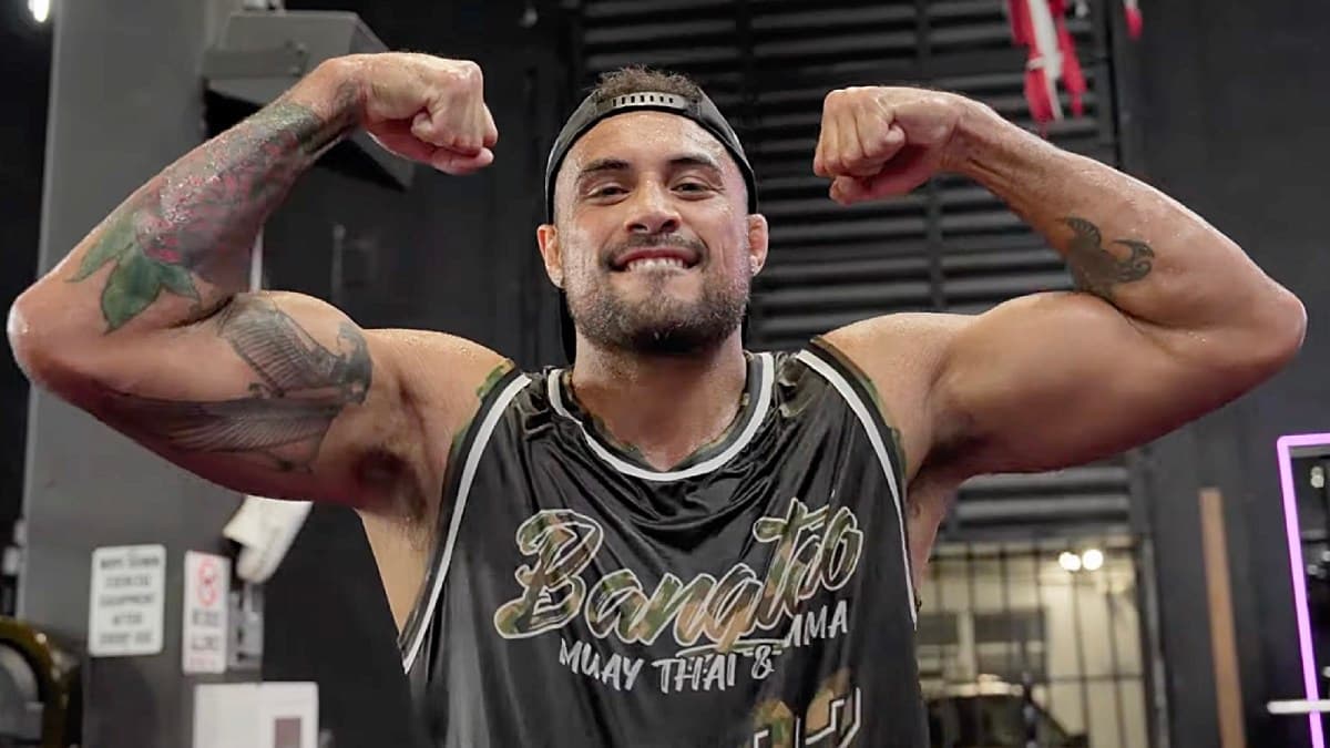 UFC 327 Embedded, episode 2: 'I'm ready to shock the world'