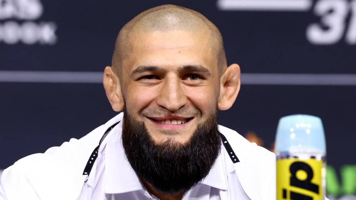 Khamzat Chimaev: If Sean Strickland wants a real war, 'he'd be dead already'