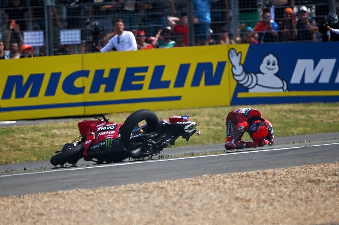 Why Marc Marquez collapsed after his Le Mans MotoGP crash: “I’m racing with one and a half arms”