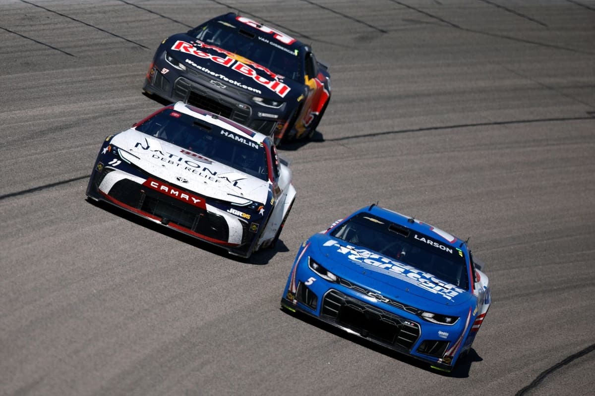 Denny Hamlin wants a Kansas restart do-over