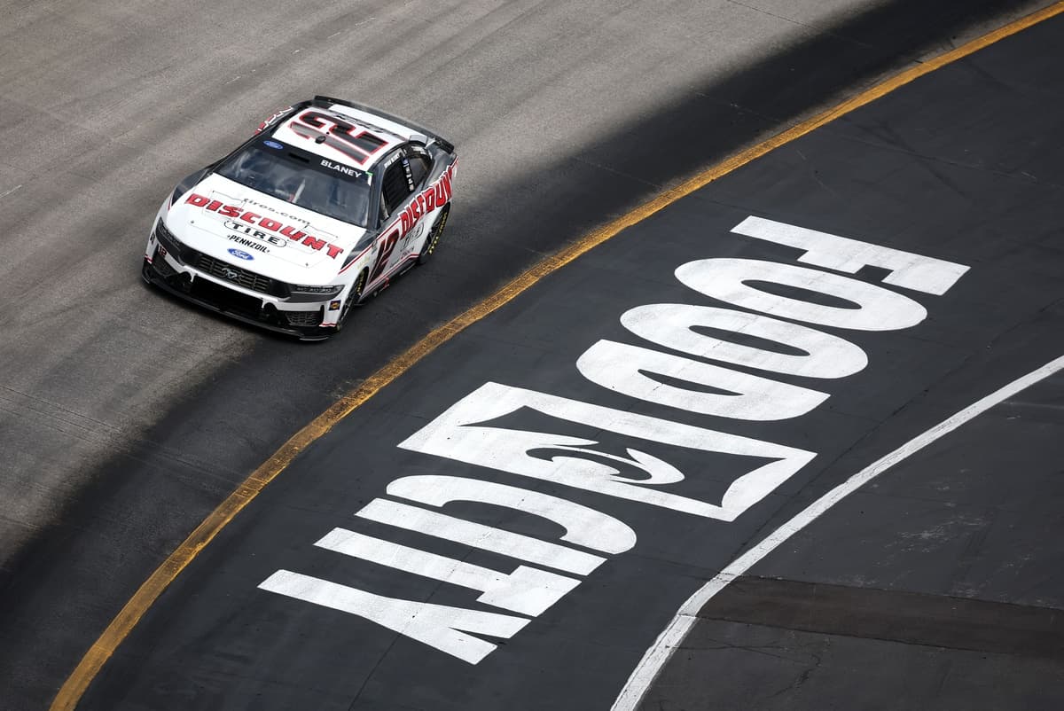 NASCAR Cup Bristol starting lineup: Ryan Blaney beats Reddick to pole