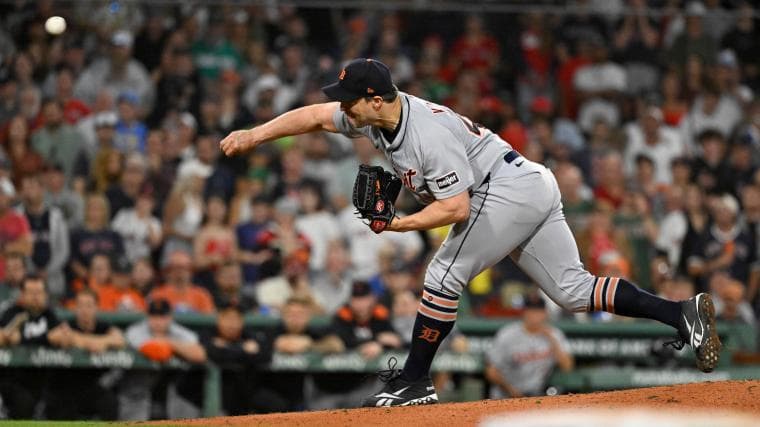 Report: Red Sox Could Lose 11-Year Veteran After Contract Clause Exercised