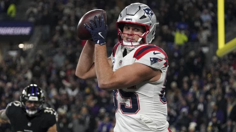 Insider Urges Patriots To Build Offense Like Rams With Intriguing Draft Move