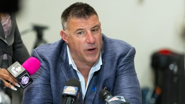 Patriots Reportedly Already Have Replacement In Mind If Mike Vrabel Steps Down