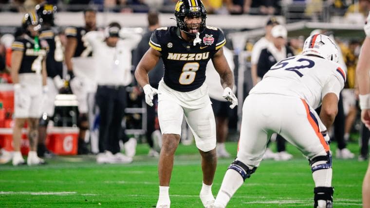 Patriots Predicted To Secure 12.5-Sack Pass Rusher In Early 2027 Mock Draft