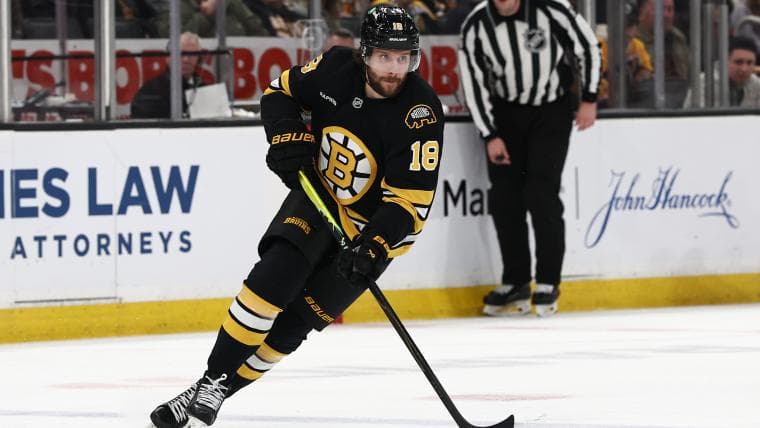 Insider Believes Pavel Zacha Is In Line For 'Big-Time Raise'