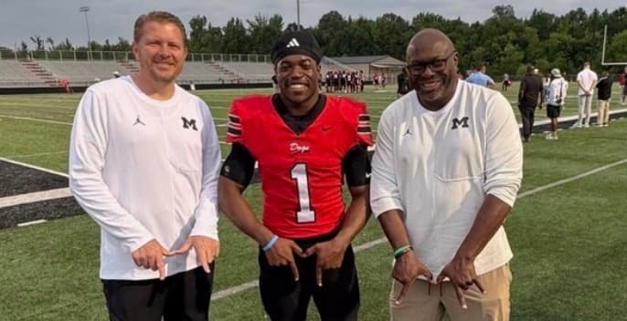 4-star RB Tyson Robinson commits to Michigan: ‘It felt like the place for me’