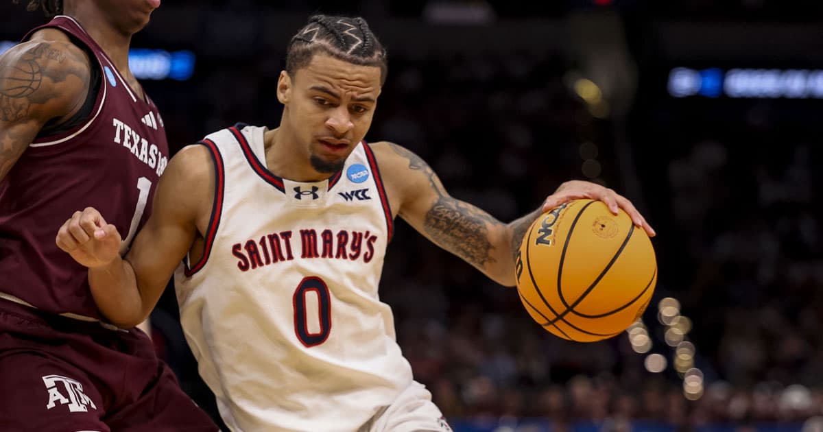 Saint Mary’s guard Mikey Lewis commits to Texas out of NCAA transfer portal