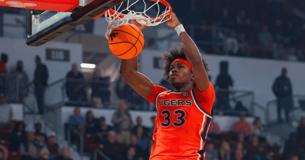 Vanderbilt lands commitment from Auburn transfer forward Sebastian Williams-Adams