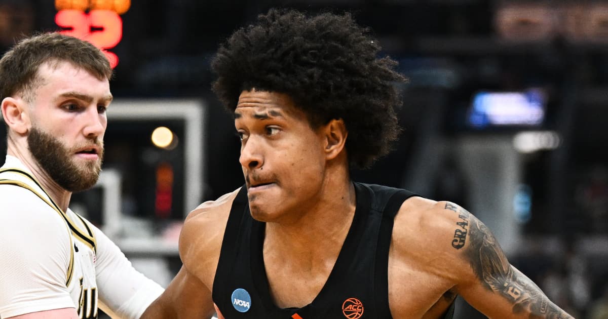 Miami guard Tru Washington enters Transfer Portal