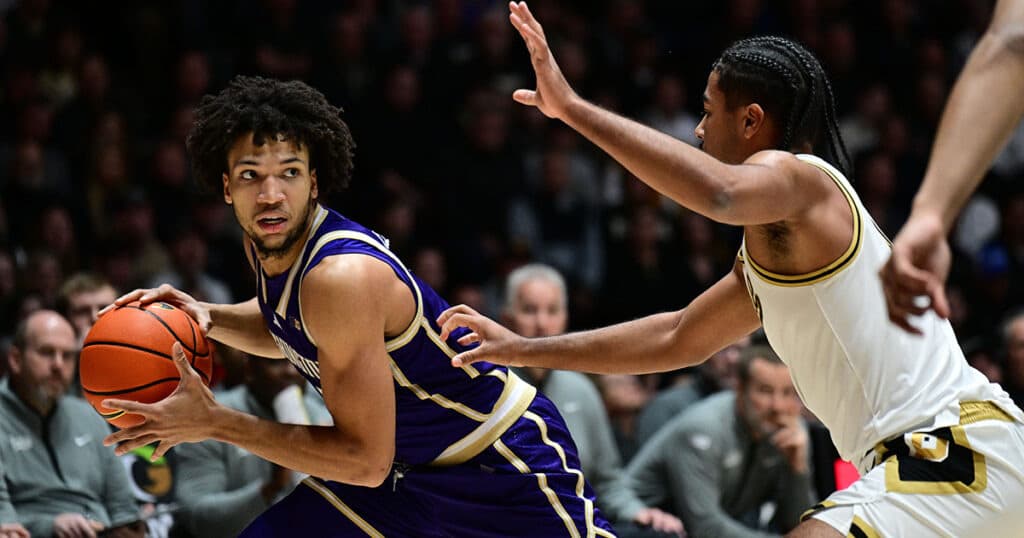 Washington guard Desmond Claude enters NCAA transfer portal