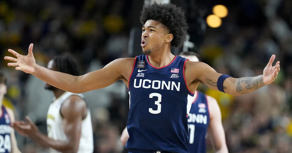 UConn SF Jaylin Stewart plans to enter NCAA transfer portal