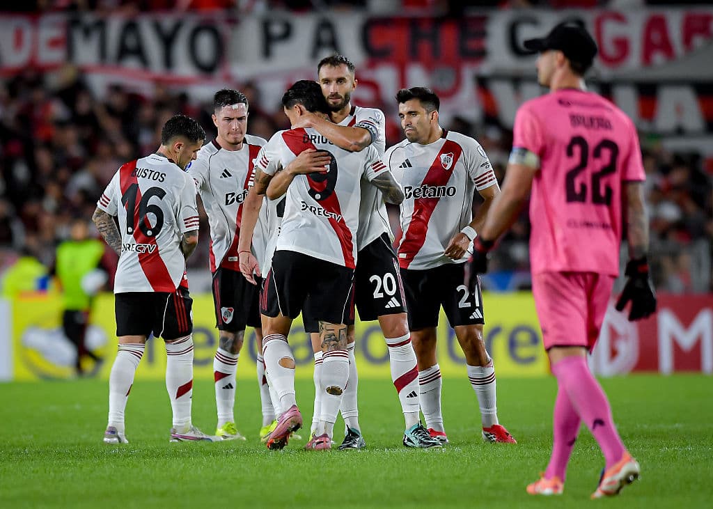 Including a mass brawl: Wednesday’s Copa Sudamericana highlights