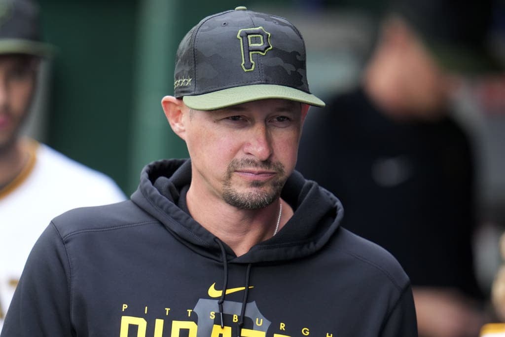 Pirates’ Chris Devenski, Don Kelly Suspended by MLB