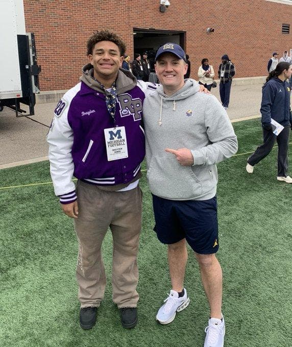 Top 10 2028 LB recruit revels in spring visit to Michigan Football
