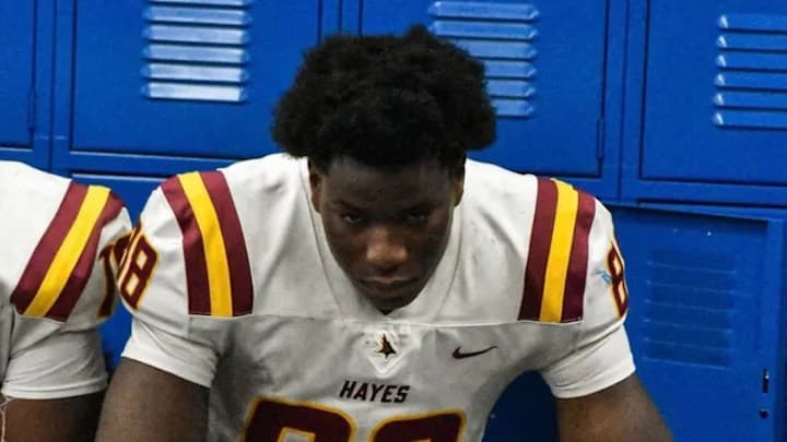 Rutgers Football Earns Commitment From 2027 NY TE Saleh Atariwa