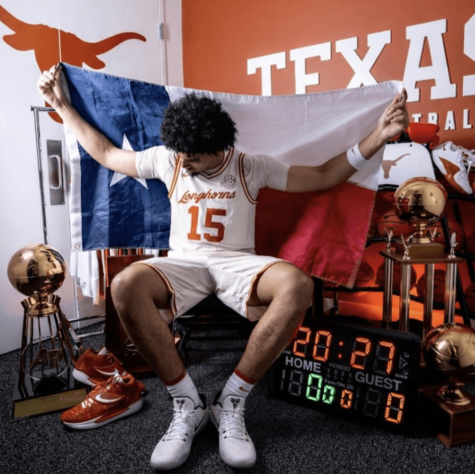 Texas lands big pledge from former TCU F David Punch