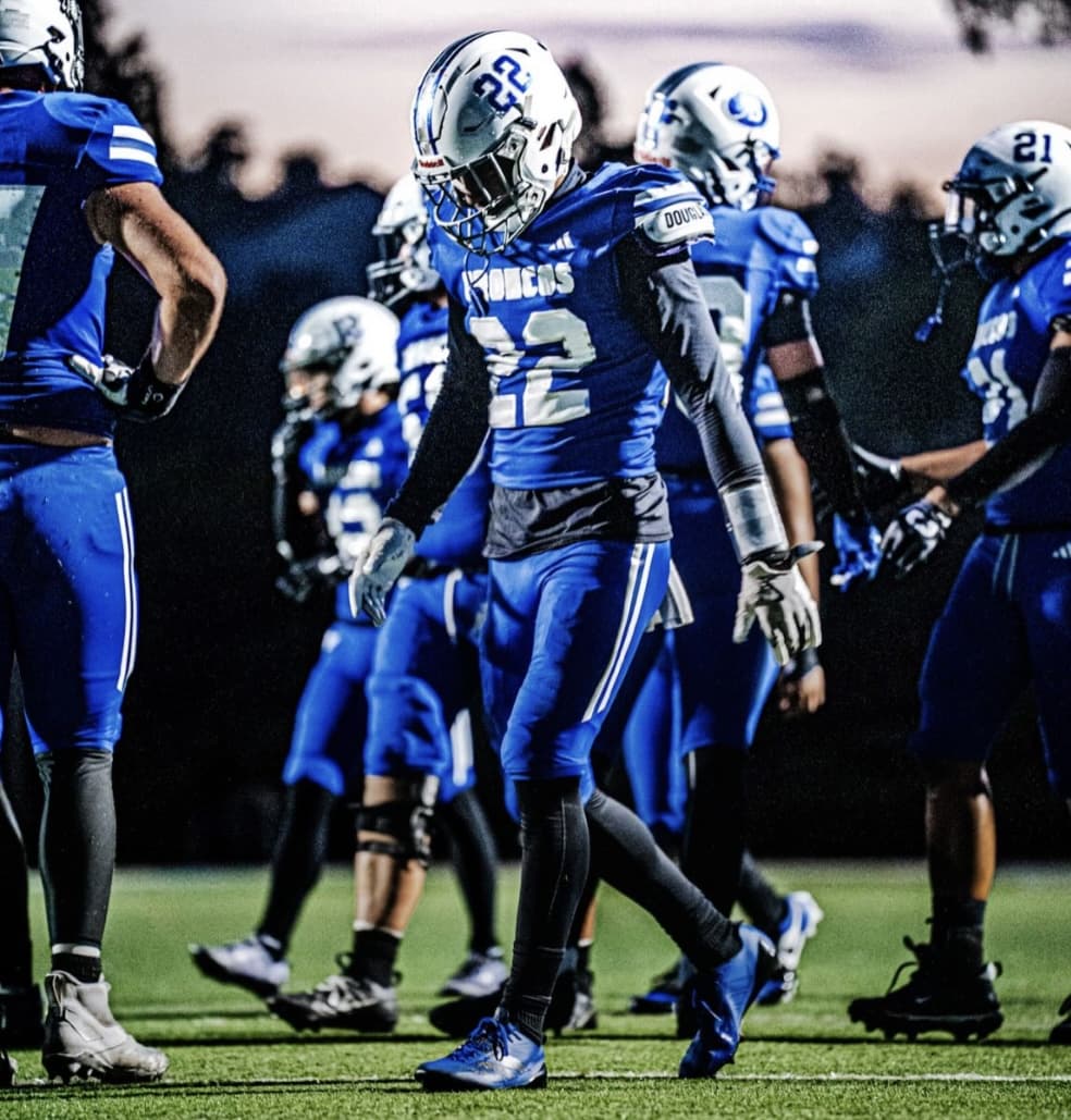 Elite recruit building close relationships with Michigan Football staff