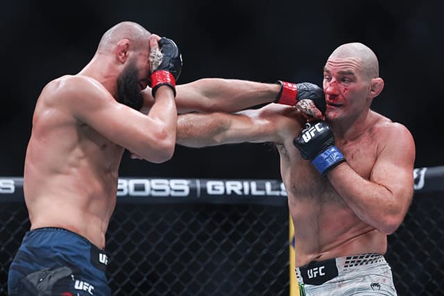 Sean Strickland discusses injury suffered before UFC 328, squashing beef with Chimaev