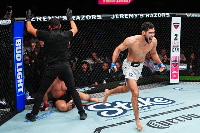 Surging lightweights paired at UFC Fight Night 278 on June 6