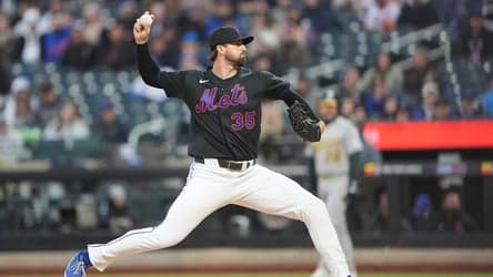 Mets' Clay Holmes exits Friday's game vs. Athletics with apparent injury
