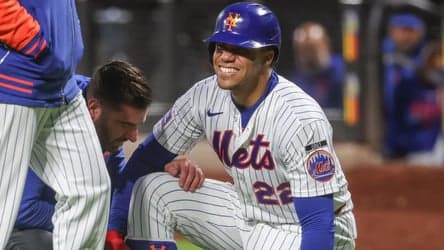 Mets' Juan Soto leaves for pinch-hitter in seventh inning after fouling ball off ankle earlier