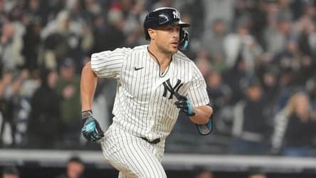 Yankees' Giancarlo Stanton exits game vs. Astros after running the bases