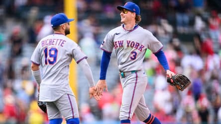 Carson Benge caps most complete game as a Met with spectacular diving catch