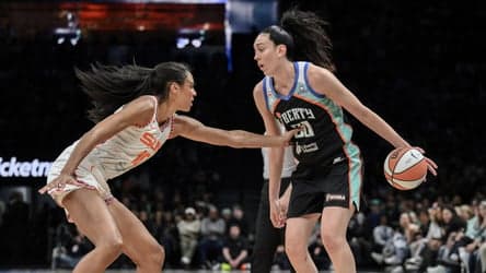 Breanna Stewart leads way, Liberty open season with 106-75 win over Sun