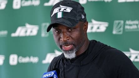 Jets' Aaron Glenn shares his opinion on player comparison with D'Angelo Ponds