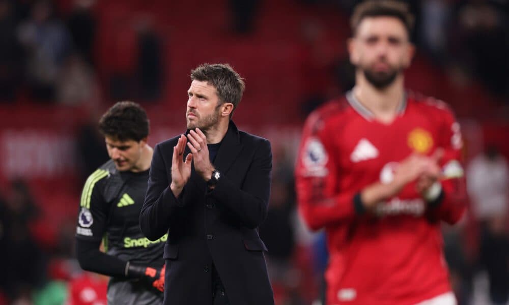 Manchester United staff have lobbied Michael Carrick to talk up Bruno Fernandes’ player of the year chances