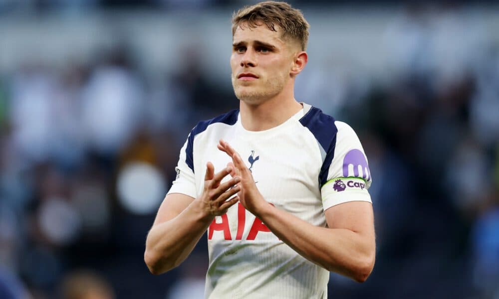 Manchester United unlikely to beat Liverpool to Micky van de Ven signing