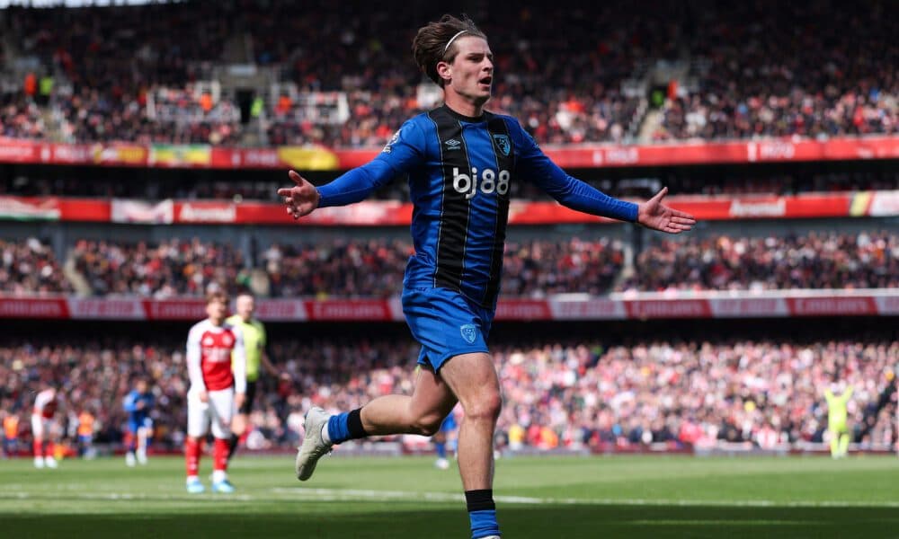 Chelsea interested in Bournemouth’s Alex Scott