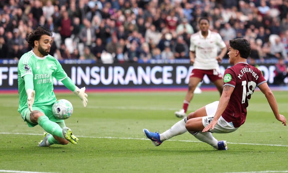 Jamie Carragher praises Arsenal ace David Raya as the best goalkeeper in the Premier League