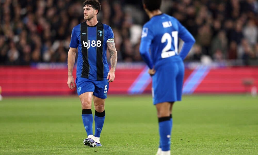 Marcos Senesi’s agents in close contact with Manchester United as he looks to choose next club