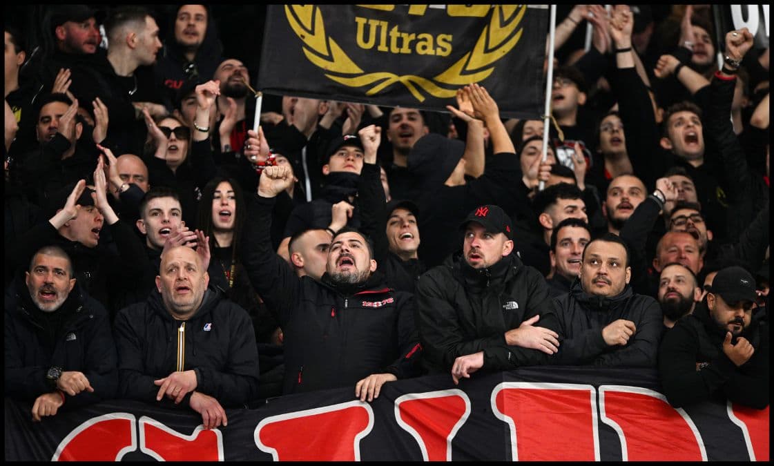 Man Utd plotting summer move for £56m ‘genius’ who was jeered off by his own fans last weekend