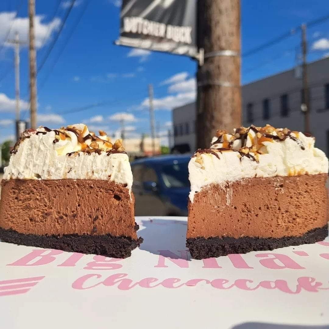 What can you eat and drink at the 2026 Kentucky Derby in Louisville?