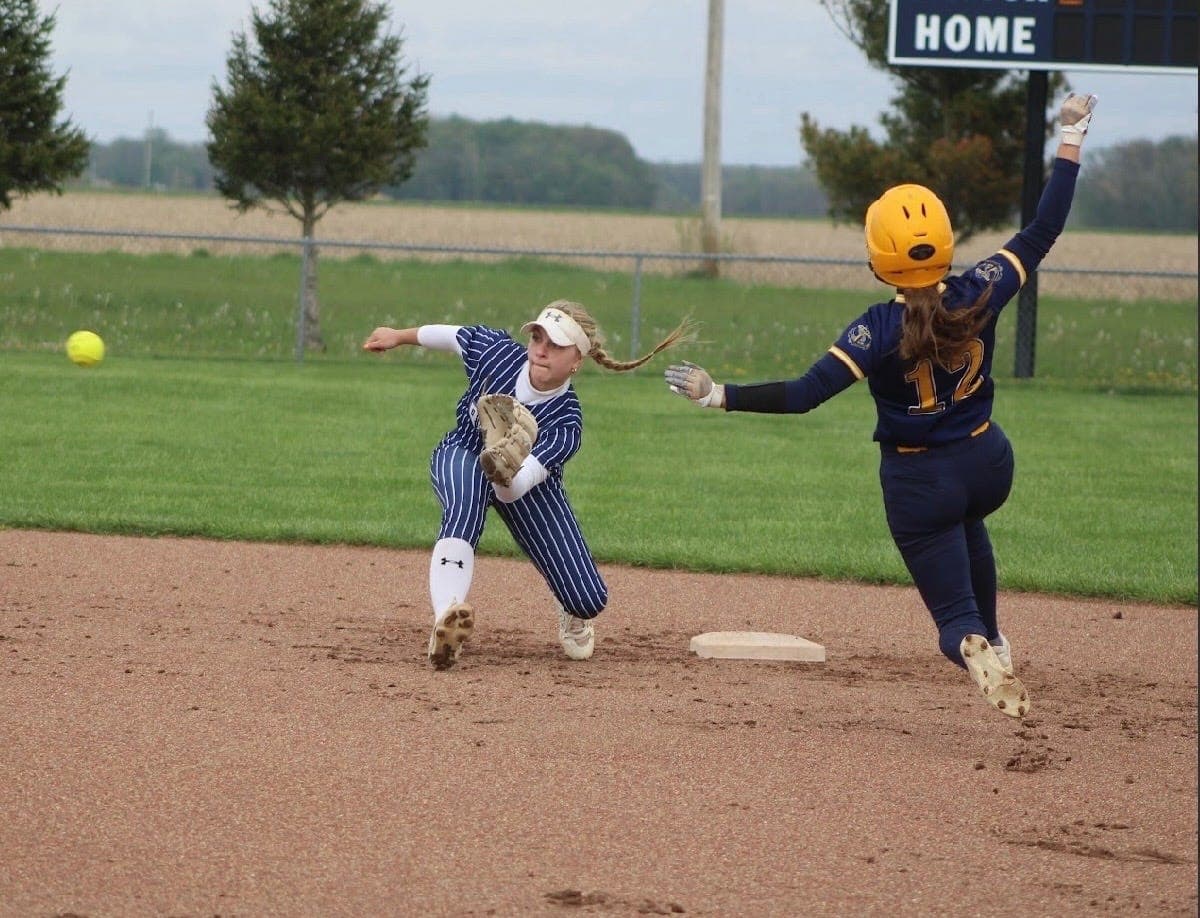 Lexi Moon wanted to do more damage for Lakota softball