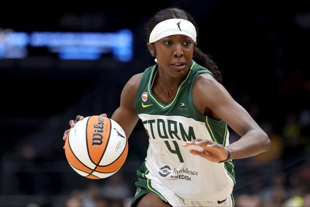 What was behind Golden State Valkyries’ strange trade that sent Flau’jae Johnson to Seattle?