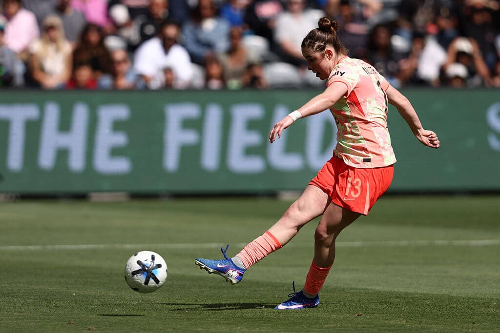 Olivia Moultrie becomes youngest to reach 100 regular-season NWSL appearances