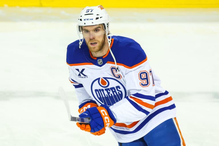 Connor McDavid shares injury update after brief scare vs Ducks