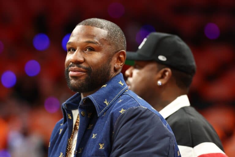Floyd Mayweather’s bout with Mike Tyson now in serious jeopardy