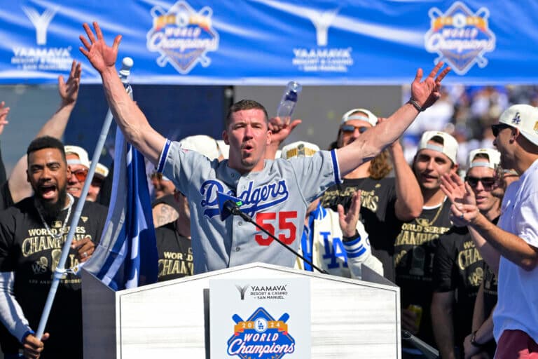 Former Dodgers World Series hero finding success with rival team