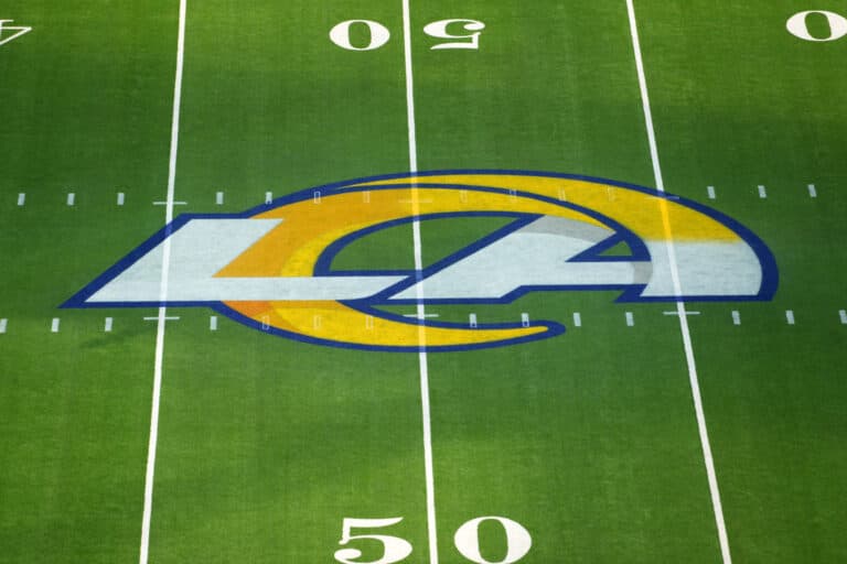 Los Angeles Rams roasted by fans for underwhelming new logo