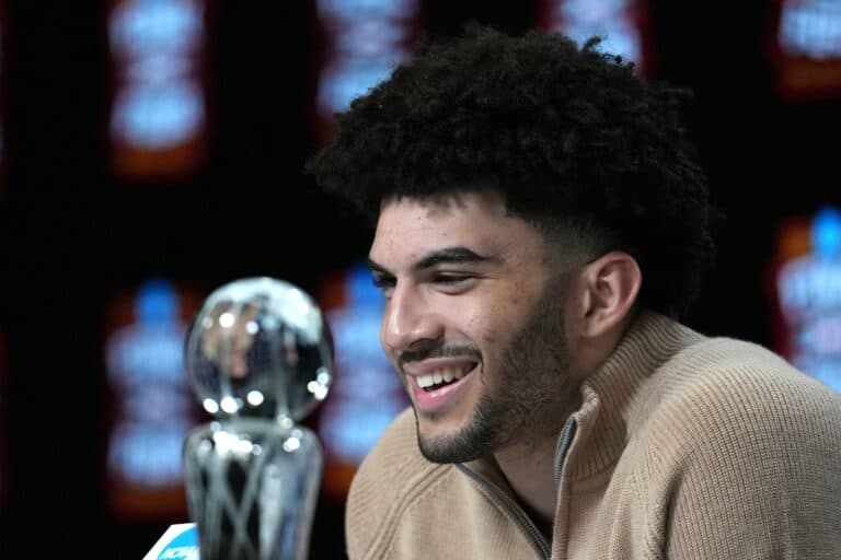 Cameron Boozer joins elite list as fifth freshman to win the men’s Wooden Award