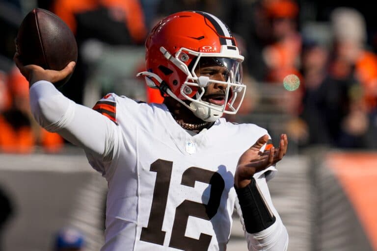 Should the Cleveland Browns trade Shedeur Sanders?