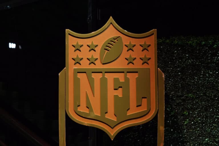 10 NFL quarterbacks and their educational degrees