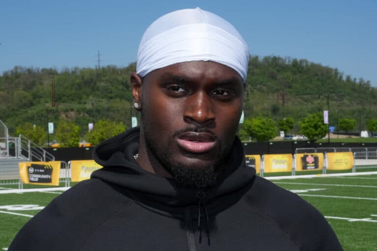 Top-5 buzz around Jeremiyah Love faces pushback before 2026 NFL Draft